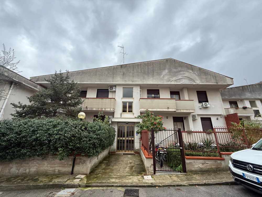 4 VANI - 1 ° PIANO IN RESIDENCE - ZONA BORGO NUOVO