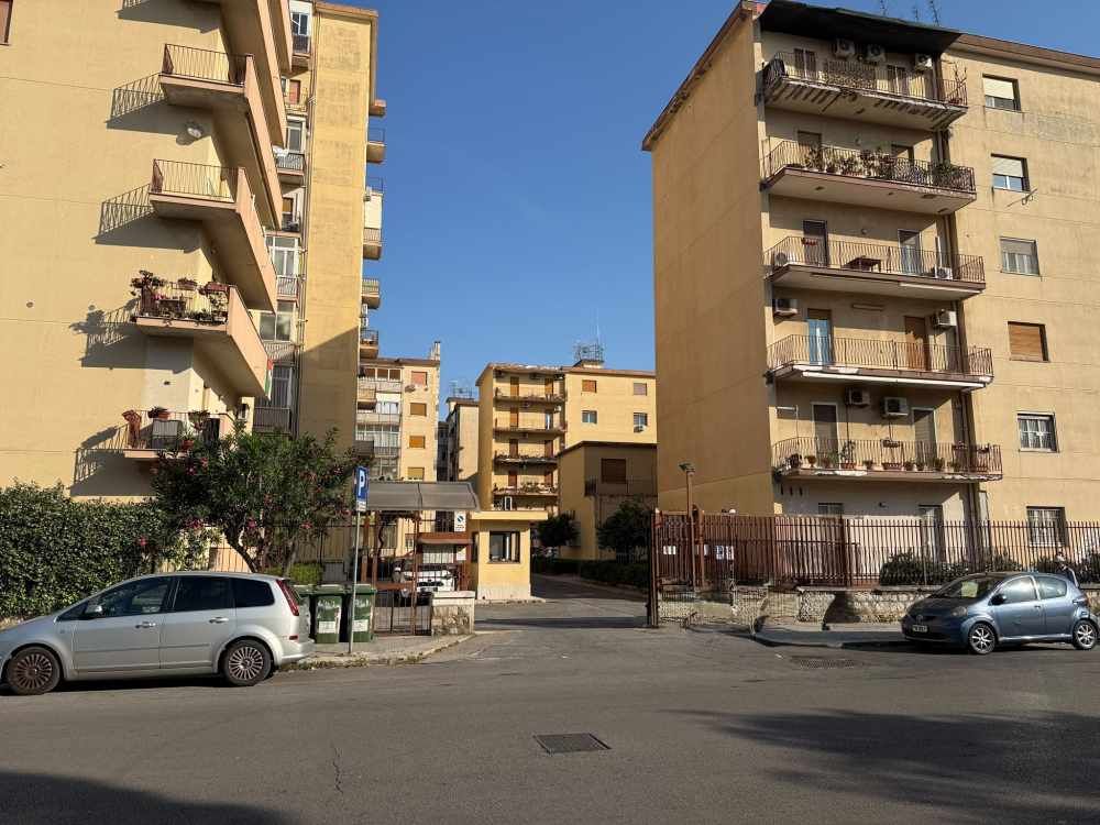 4 VANI - 1° PIANO IN RESIDENCE - ZONA STRASBURGO